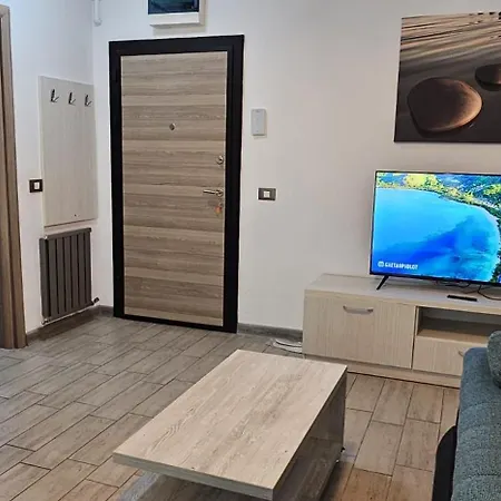 Apartamento Alezzi Luxury Apartamente-resort Cu Piscina Gym Restaurante In Prima Linie La Mare Năvodari