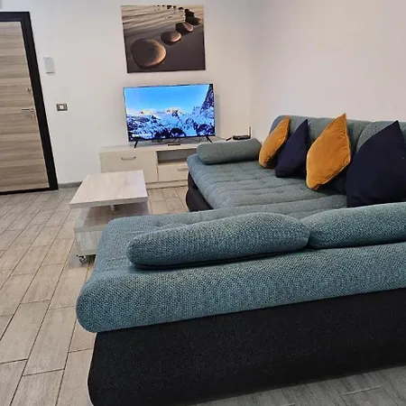 Alezzi Luxury Apartamente-resort Cu Piscina Gym Restaurante In Prima Linie La Mare アパート ナボダリ