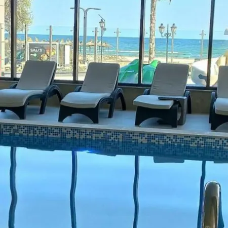 Alezzi Luxury Apartamente-resort Cu Piscina Gym Restaurante In Prima Linie La Mare * Năvodari