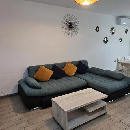 Alezzi Luxury Apartamente-resort Cu Piscina Gym Restaurante In Prima Linie La Mare *