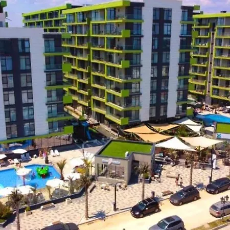 דירה Alezzi Luxury Apartamente-resort Cu Piscina Gym Restaurante In Prima Linie La Mare